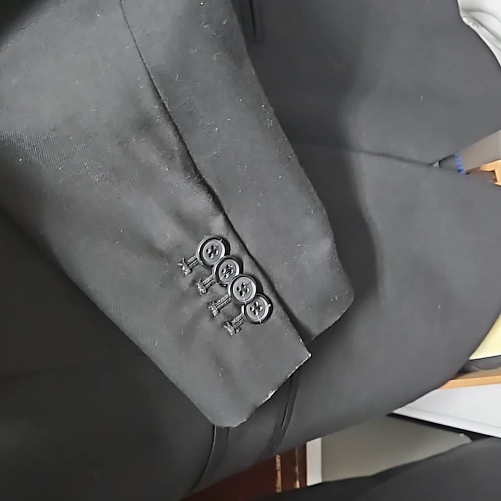 EUC Ann Taylor Two Button Blazer Lined - Picture 7 of 10